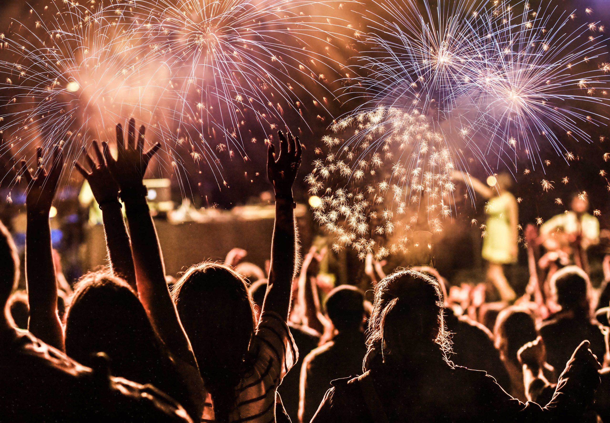 Por que fogos de artifício deixam as pessoas emocionadas? - 31/12