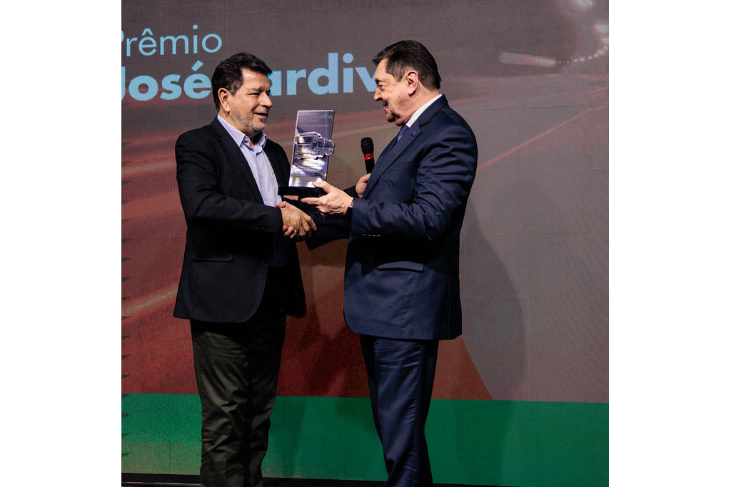 img-premio-jose-tardivo-2024-03